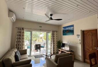 Coco De Mer Villa has Balcony rooms