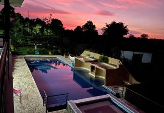 Chalet el descanso has Balcony rooms