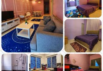 Anggun Homestay has Balcony rooms