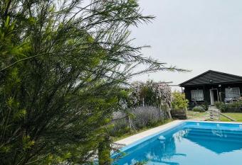 Caba  a La Am  rica allows 18 year olds to book a room