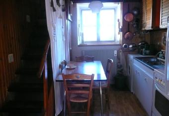 LE GALTAS has Balcony rooms