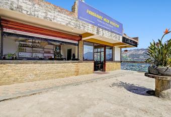 Collection O Panoramic Mega Homestay allows 18 year olds to book a room