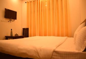 Nature Heights BNB has Smoking rooms