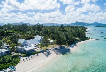 Astroea Beach Hotel has Balcony rooms