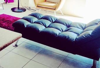 Private Ocean View Apartment @ Secluded Palm Villa has Balcony rooms