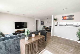 Mountain View Condo - SW Littleton Gem has Balcony rooms