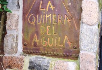 La Quimera del   guila allows 18 year olds to book a room