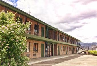 Battle Mountain Inn allows 18 year olds to book a room