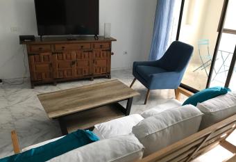 Home Office Vistas, fiber optic. Relax. has Balcony rooms