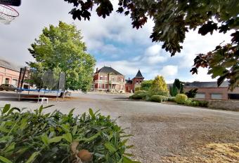 Ferme De Bonavis has Balcony rooms