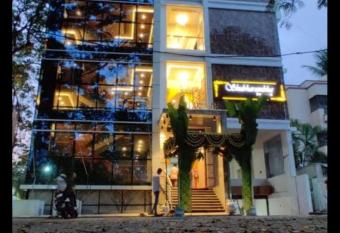 THE EKAH COMFORTS has Balcony rooms