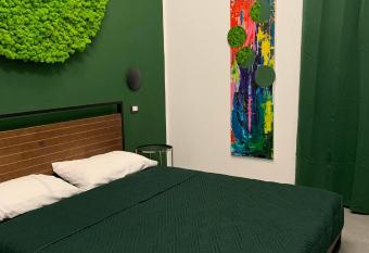 B&B SOUL Messina allows 18 year olds to book a room