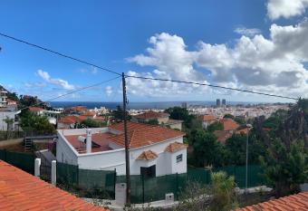 Habitaci  n C  moda con ba  o individual has Balcony rooms