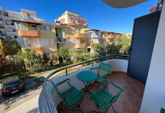 Gazi   s Apartament for Rent has Balcony rooms