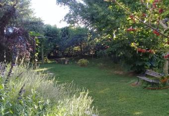 Casa en Luj  n de Cuyo con pileta has Balcony rooms