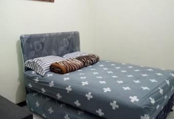 Borobudur Homestay allows 18 year olds to book a room