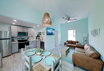 East End has Balcony rooms