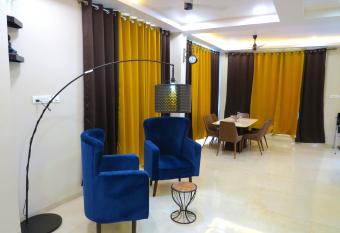 Lavish 3BHK Villa - Private Pool - F4 The Heaven has Balcony rooms