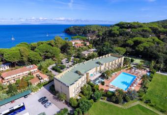 Hotel Le Acacie has Balcony rooms