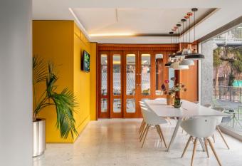 B&B Hotel Modena has Balcony rooms