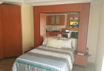 Genie s Nest 2 allows 18 year olds to book a room