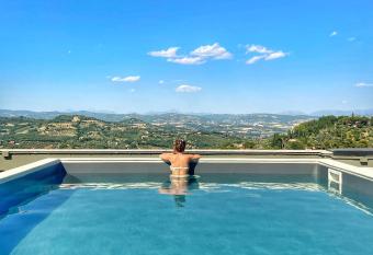Hotel Perusia has Balcony rooms