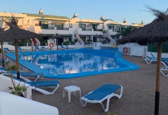 PARA  SO puerto del carmen has Balcony rooms