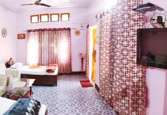 SREEMOYEE HOMESTAY has Balcony rooms