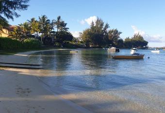 Brand new, stunning 3 bedroom apartment close to the beach! has Balcony rooms