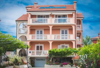 Holiday apartment in Lopar with balcony, air conditioning, WiFi, washing machine 4886-3 has Smoking/Balcony rooms