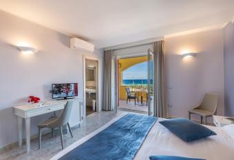 Hotel Rosa dei Venti has Balcony rooms