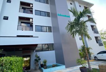 Tha-ruea Residence allows 18 year olds to book a room