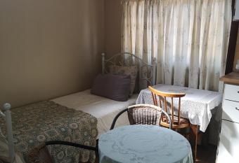 The Green Shed has Balcony rooms