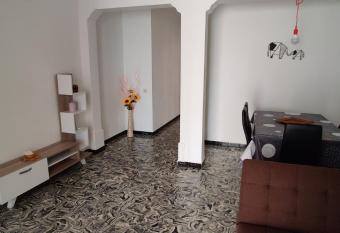 Apartamento centro y Playa Costa Brava y Barcelona has Balcony rooms