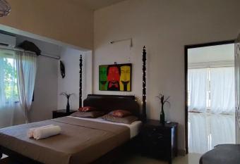 J-House, spacious apartments with balconies, Thalassa 1min away has Balcony rooms
