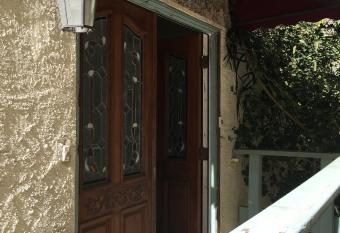 rent me 1 bedroom amazing unit in guest house has Balcony rooms