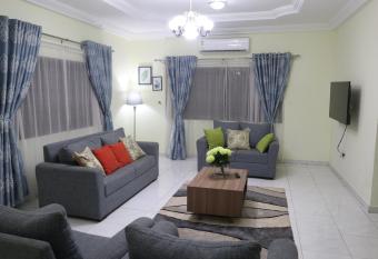 Zack Modern Residence Ashaley Botwe, Accra allows 18 year olds to book a room