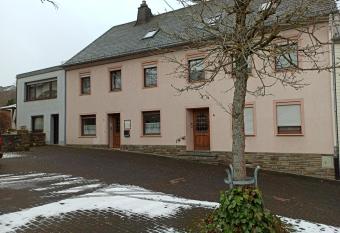 Eifelerlebnis has Balcony rooms