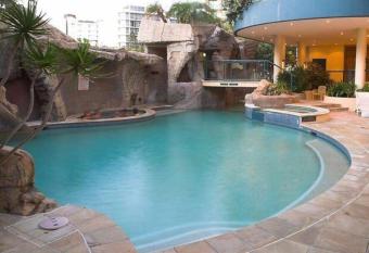 Beach apartment with all the facilities you need - Landmark Resort has rooms with a private hot tub