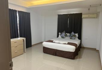 Hotel Bulabard has Balcony rooms