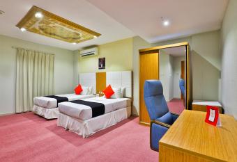 Capital O 338 Asian Hotel allows 18 year olds to book a room