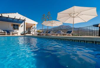 Villa Maroma has Balcony rooms