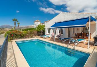 Mariposa large 2 bedroom lake views has Balcony rooms