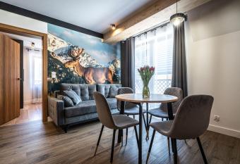 Willa Trawers allows 18 year olds to book a room