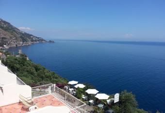 Open Gate has Balcony rooms