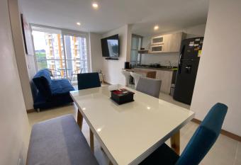 Cerca al Cable y a los lugares y restaurantes mas exclusivos. has Balcony rooms