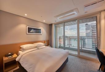 Lavi De Atlan Hotel 2 has Balcony rooms