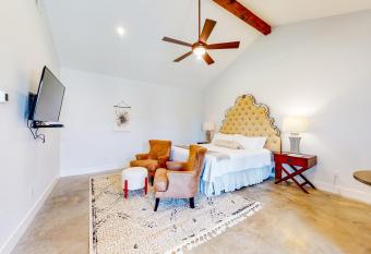 Schubert Inn has Balcony rooms