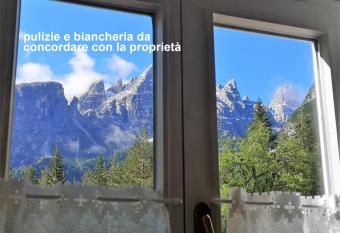 Delizioso monolocale has Balcony rooms