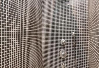 BpR Sophisticated Astoria Suite with Balcony has rooms with a private hot tub